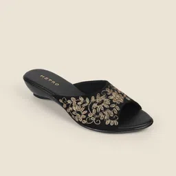 Metro Women Woven Design Wedge Mules-picture-29