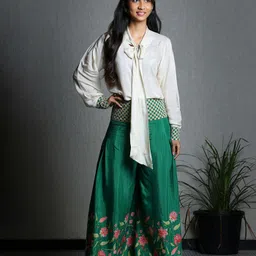 SUKRUTI DESIGN Printed V-Neck Bow Shirt With Palazzos Co-Ords-image-35
