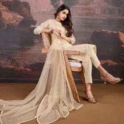 House of Pataudi Ethnic Motif Woven Design Sequinned Jacquard Kurta & Trouser With Dupatta image 4