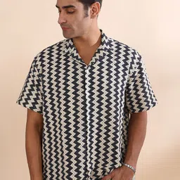 The Roadster Lifestyle Co All Over Zig Zag Cotton Cuban Collar Half Sleeve Crochet Shirt-image-74