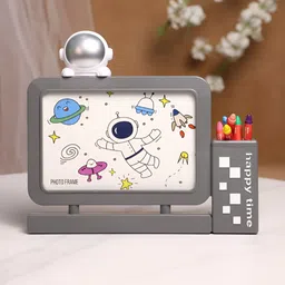 Art Street Grey & White Creative Astronaut Table Photo Frame With Pen Holder-image-41