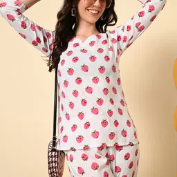 Dreambe Strawberry Printed Sweetheart Neck Top With Pyjamas-image-56