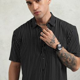 HIGHLANDER Men Cutaway Collar Vertical Striped Relaxed Fit Casual Shirt-image-62