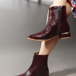 Carlton London Women Textured Block Heeled Winter Boots-56