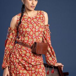 Taavi Ethnic Indie Florals Printed Cold-Shoulder Sanganeri Kurta With Trousers-picture-49