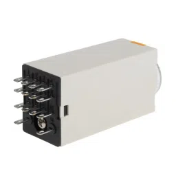 RS PRO Single Function Timer Relay Plug In Mount 24 V DC 4PDT Model No. 1792977 image 2