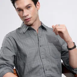 HIGHLANDER Men Slim Fit Spread Collar Checked Cotton Formal Shirt-picture-31
