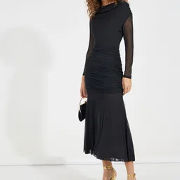 Styli Women  A-Line Solid Midi Dress with Front Slit-image-37