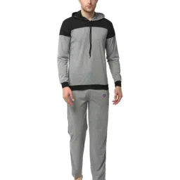 Vimal Jonney Grey & Black T-Shirt & Trackpants-picture-11