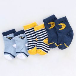 Cutewalk By Babyhug Anti Bacterial Ankle Length Non Terry Socks Moon Design Pack of 3- Yellow & Blue-image-72