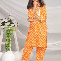 BAESD Girls Floral Printed Regular Gotta Patti Pure Cotton Kurta with Patiala-image-86