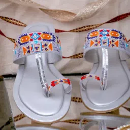 NR by Nidhi Rathi Women's Silver Toe Ring Sandals-image-4