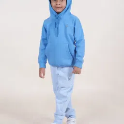 Kiddopanti Boys Blue Solid Full Sleeves Hoodie with Trackpants-image-38