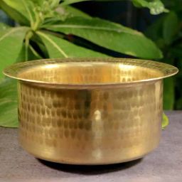 Ambi Beautiful Pure Brass Traditional Hammered Patila - 4 L-17