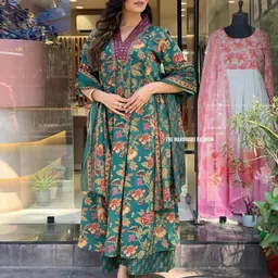 BAESD Floral Printed Pleated Mirror Work A-Line Kurta With Trousers & Dupatta image 2