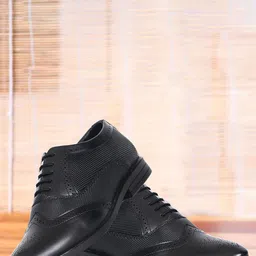 OCIO Men Pointed-Toe Textured Formal Derbys-picture-11