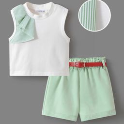 Mark & Mia Sleeveless Solid Color T-Shirt & Shorts Set with Belt - Light Green & White-image-75