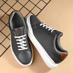 Franco Leone Men Solid Round Toe Lightweight Sneakers-picture-1