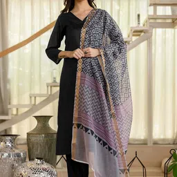 SKYLEE Women Ethnic Motifs Solid Kurta with Trousers & Dupatta-picture-6