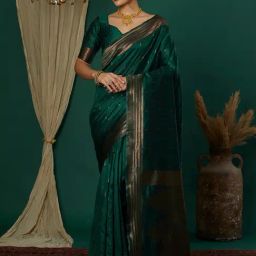 Satrani Green Silk Blend Woven Saree With Unstitched Blouse-image-33