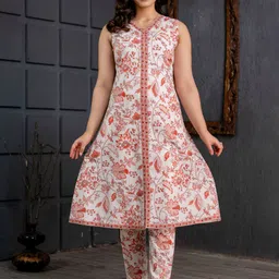 MYAZA Floral Printed High Slit Pure Cotton Kurta With Trousers-picture-12
