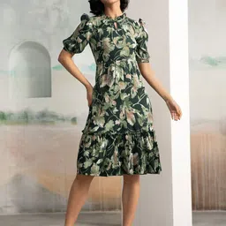 AASK Women Green Printed Delta Crepe Fit and Flare Calf Length Dress-image-10