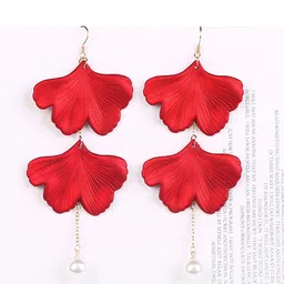 StyleCast x Revolte Leaf Shaped Drop Earrings-16