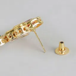 Anouk Gold-Plated Kundan Studded Circular Shaped Studs image 3