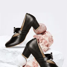 Commander Shoes Embellished Kitten Mules with Bows-36