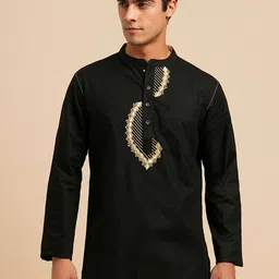ARCHATTIRE Embroidered Mandarin Collar Cotton Kurta-picture-4