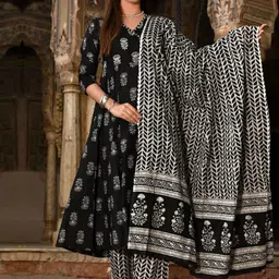 Moda Rapido Ethnic Motifs Printed V-Neck Anarkali Kurta with Trousers & Dupatta-picture-11
