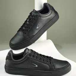 Duke Men PU Sneakers-23