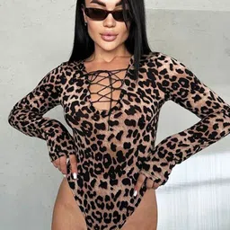 StyleCast x Revolte Printed V-Neck Bodysuit-68