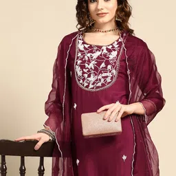 Sangria Women Purple & White Ethnic Embellished Beaded Kurta with Trousers & Dupatta-image-91