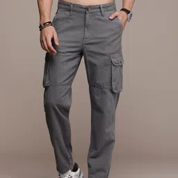 Roadster Men Solid Pure Cotton Cargos-image-43