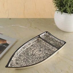 VarEesha Kalamkari Off White Ceramic Chip & Dip Platter - Set of 1-28