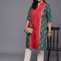A PLUS BY AHALYAA Plus Size Ethnic Motifs Printed Crepe Kurta-picture-24