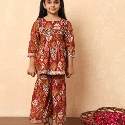 READIPRINT Three Fourth Sleeves Floral Printed With Gota Lace Embellished Kurta With Sharara - Maroon-picture-3