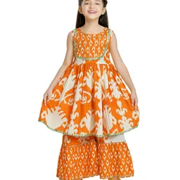 Teentaare Cotton Woven Sleeveless Kurta & Gharara Set with Aztec Print & Lace Detailing At Yoke - Orange-picture-5