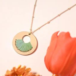 Accessorize London Women's Gold Raffia Inlay Circle Necklace-4