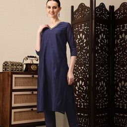 House of Pataudi V-Neck Thread Work Jashn Kurta-48