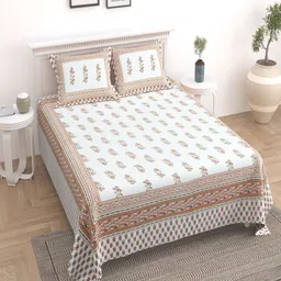 Myntra Elegant Homes White Floral Pure Cotton 180 TC King Bedsheet Set- 2.74 m x 2.54 m-image-93