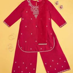 Akkriti by Pantaloons Girls Fuchsia Rose Embroidery Kurta Sets-picture-29