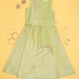 Akkriti by Pantaloons Girls Linden Green Embroidery Lehenga Cholis-image-111