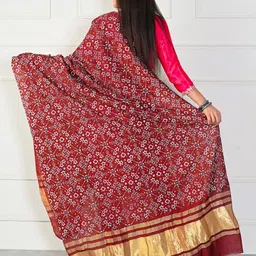 Apratim Printed Dupatta with Zari image 5