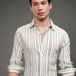 HIGHLANDER Men Slim Fit Checked Casual Shirt-image-88