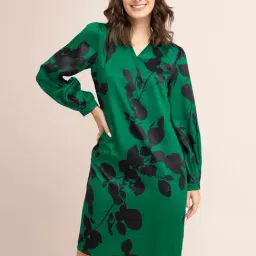 Fablestreet Green Floral Print Shift Dress-image-38