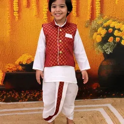 BownBee Full Sleeves Solid Kurta & Pyjama With Damask Foil Printed Jacket Set - Maroon-picture-20