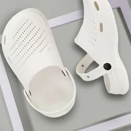 BERSACHE Men Slip-On-image-33
