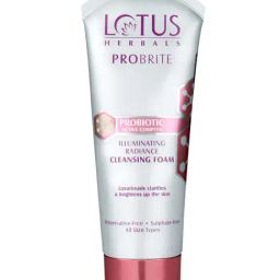 Lotus Herbals Illuminating Radiance Cleansing Foam - 100 gm-image-26